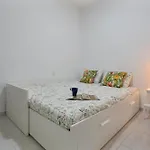 Vanil Blanco Apartment