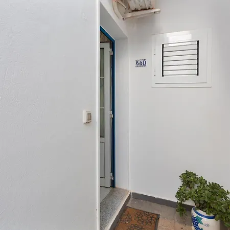 Vanil Blanco شقة *