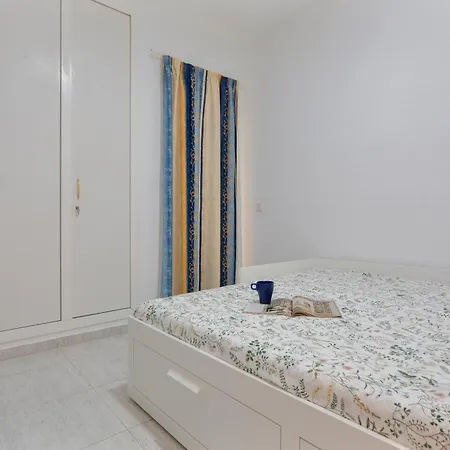 Vanil Blanco شقة *